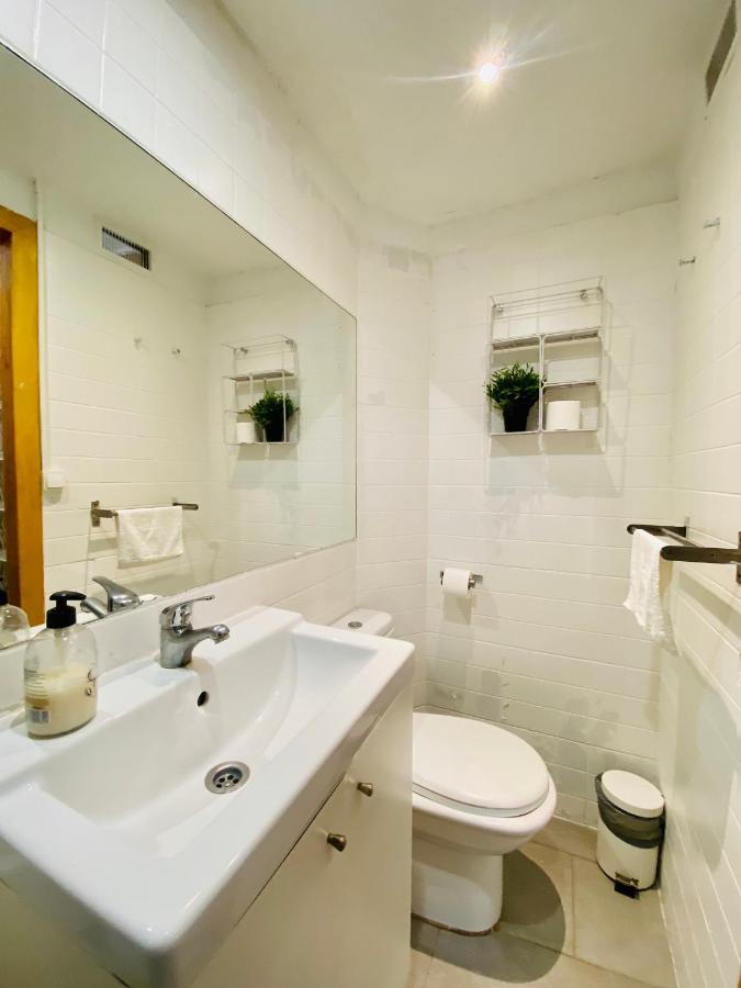 025 Caterina Look Izquierda Apartment บาร์เซโลนา ภายนอก รูปภาพ
